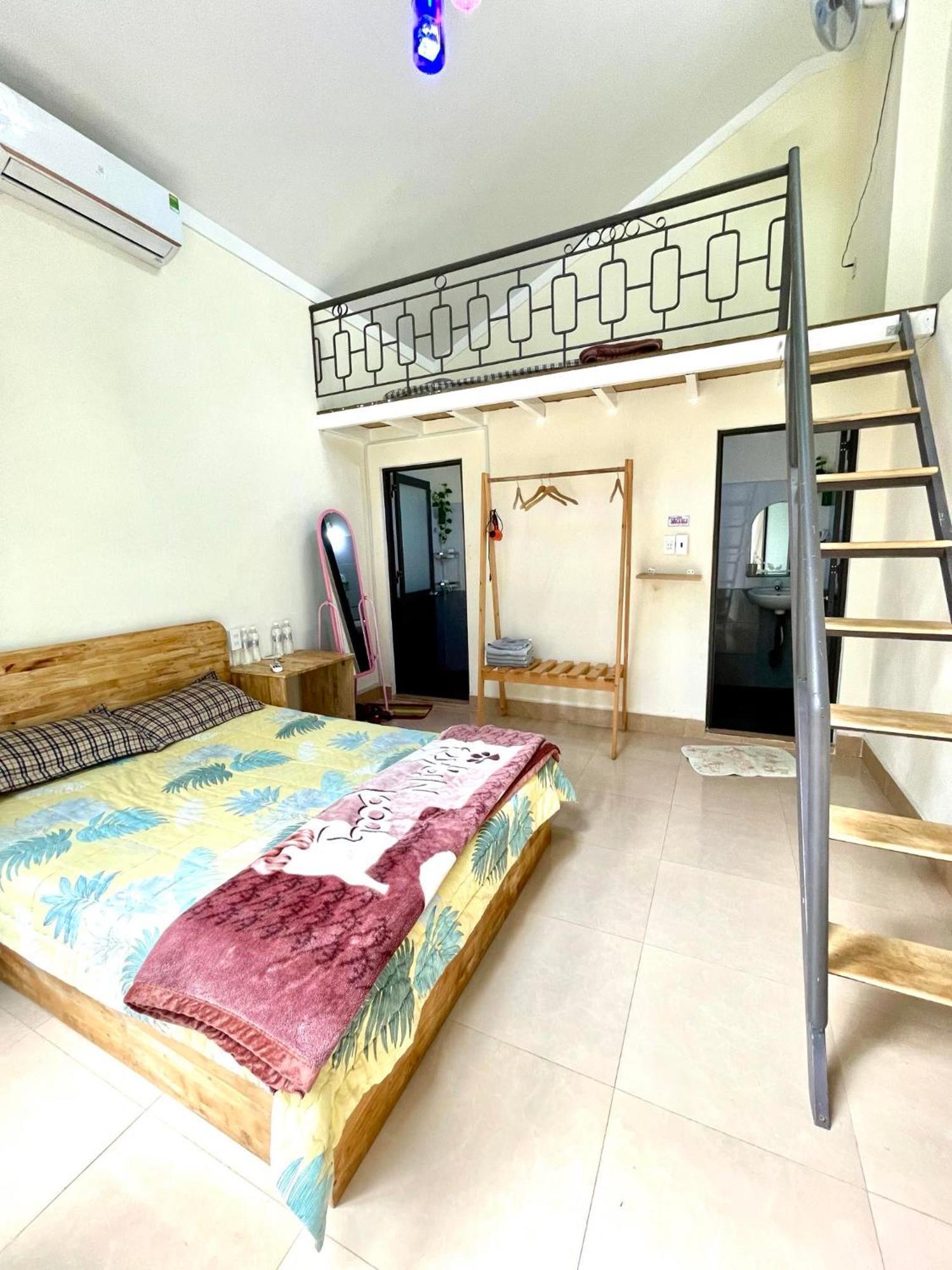 Lake View Homestay Pleiku Exterior photo